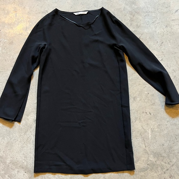 Zara dress - Picture 1 of 3